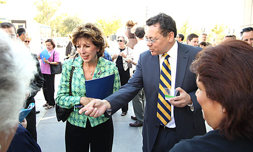 Dean Kevin Johnson and Chancellor Linda Katehi