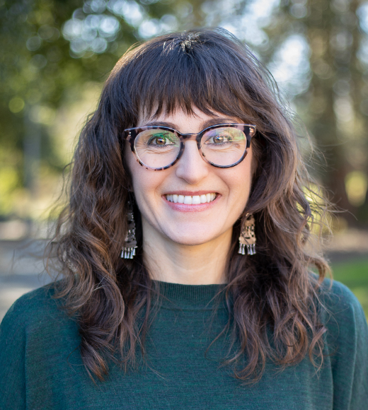 Headshot of Rachel Ray, Class of 2011.