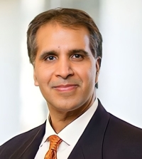 Portrait photo of Vikram Amar.