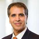 Portrait photo of Vikram Amar.